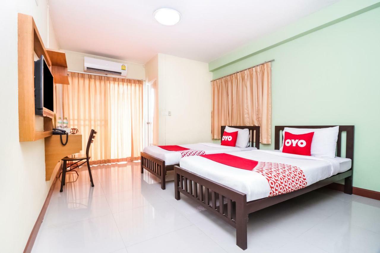 Hotel Oyo 237 Thitikorn Grandview à Ban Pak Khlong Si Extérieur photo